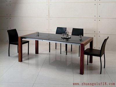 如何保养“娇弱”的玻璃家具 