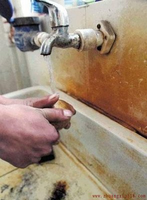 【装修技巧】四招搞定瓷砖的保养工程