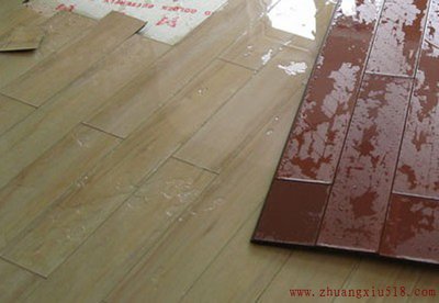 “水漫金山”后地板怎么办？三方法拯救泡水地板
