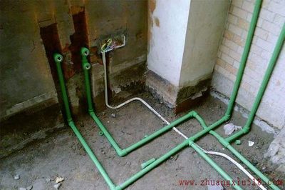 水管安装过程