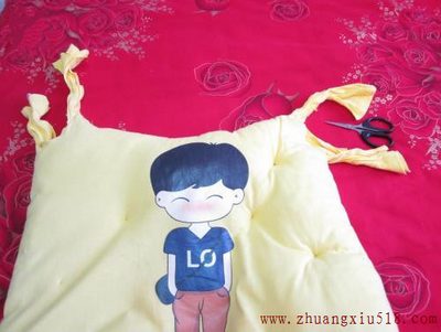 家居DIY：旧衣服别丢!旧衣服变坐垫抱枕萌萌哒!