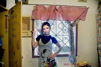 现实和梦幻 偷偷看女孩闺房那些事儿【组图】