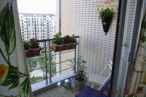 全方位欣赏温馨小屋 10万装出充满橙香的家(图)