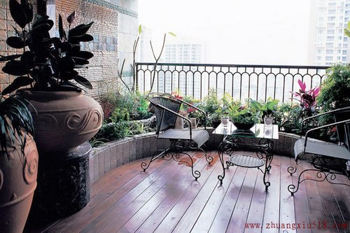 空间高效利用搭配 14个唯美露台花园