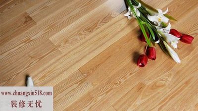 4款白蜡木地板+藤编家具 打造明亮小户型