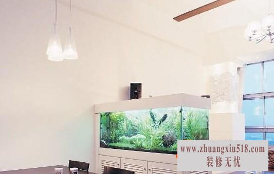 鱼缸玄关装修效果图 打造你的好风水家居