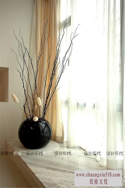 窗帘是到厂家特制的
