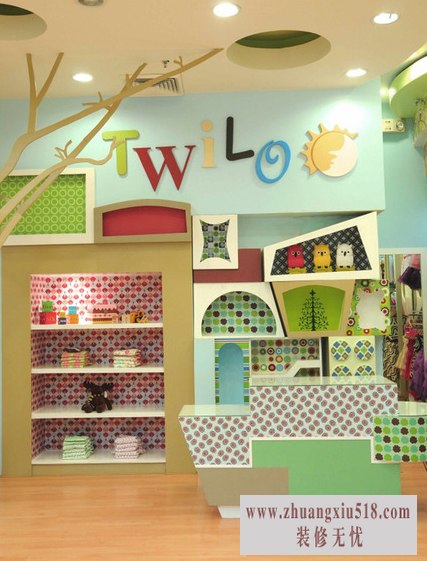 现代简约风格童装店装修效果图