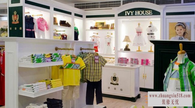 现代儿童店面装修效果图11 个性童趣的城堡衣库