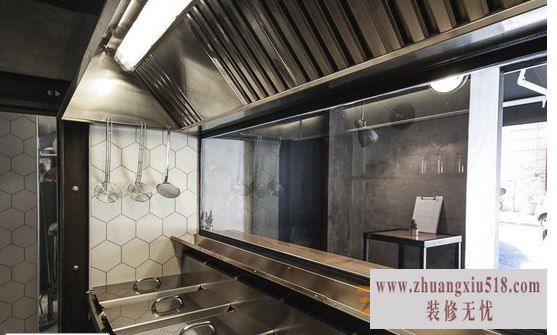 个性工业风小酒吧装修效果图