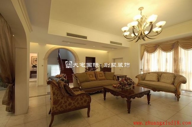 南加州美式风格别墅设计五室两厅美式乡村客厅装修效果图设计欣赏