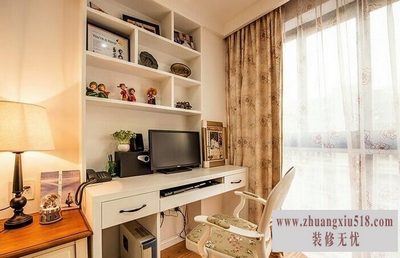 现代美式loft风格办公区.jpg