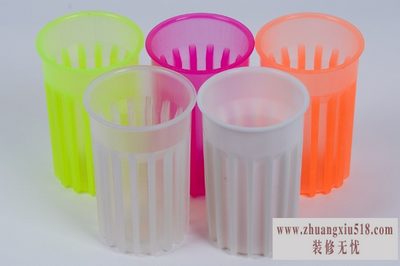 什么样的塑料杯好