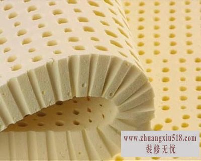 天然乳胶有味道吗