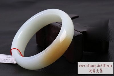 羊脂玉手镯