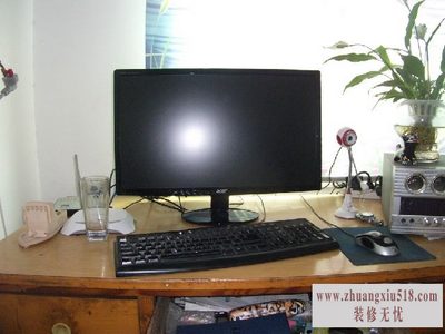 显示器颜色不正常