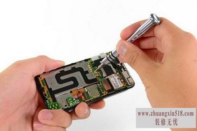 摩托罗拉里程碑拆机