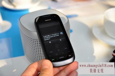 诺基亚701格机 诺基亚701格机