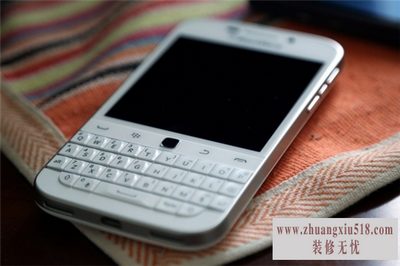 黑莓q20