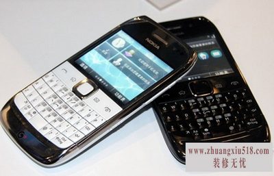 诺基亚702t