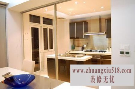 小户型风水：如何改变开放式厨房不好风水提升运势？
