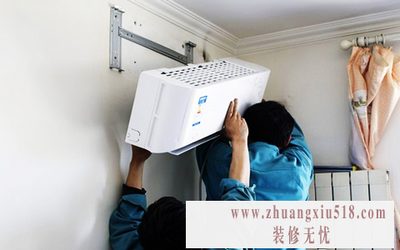 յ跽