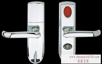 װ